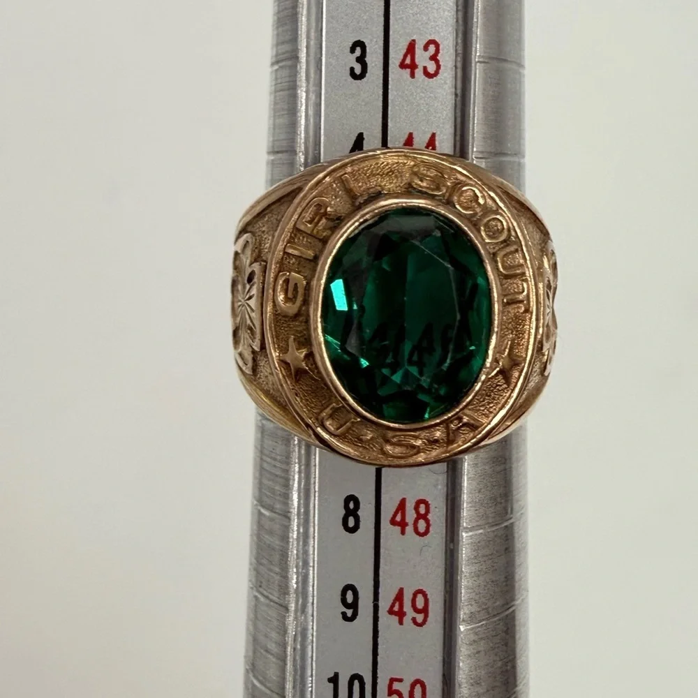GIRL SCOUTS Vintage, Trefoil, 10K G.F. RING,Faceted Green Stone SZ 5